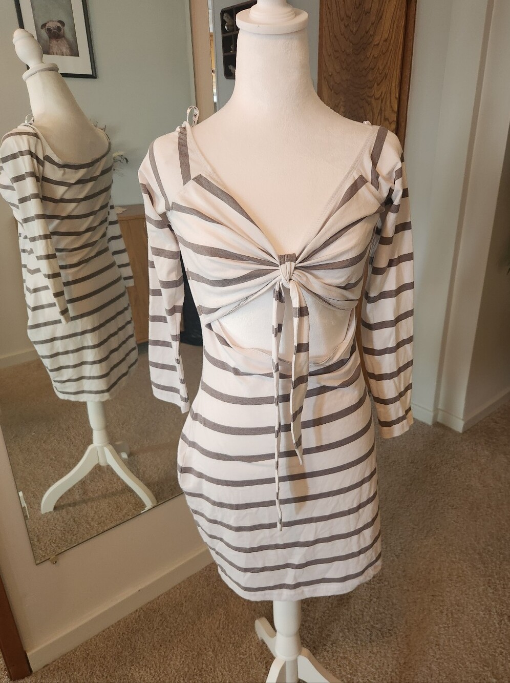 (2 For $30)Missguided Grey and White Knot Cut Out Off Shoulder Long Sleeve Dress
